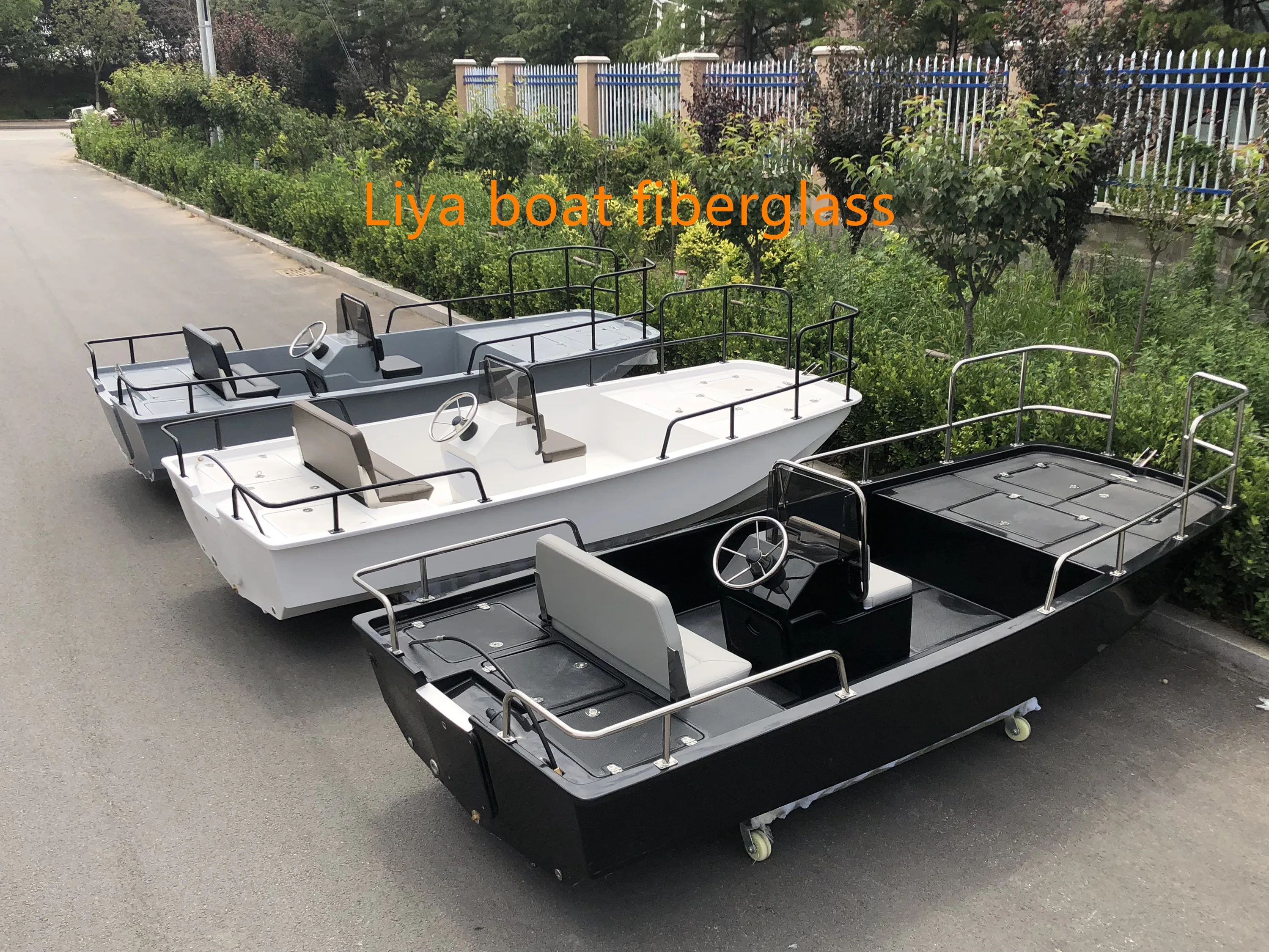 Недорогая рыболовная лодка из стекловолокна Liya 4 2 м/14