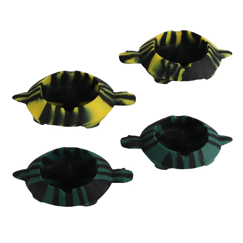 UKETA cute heat resistant cartoon turtle shaped desktop ashtray silicone table ashtray with poker