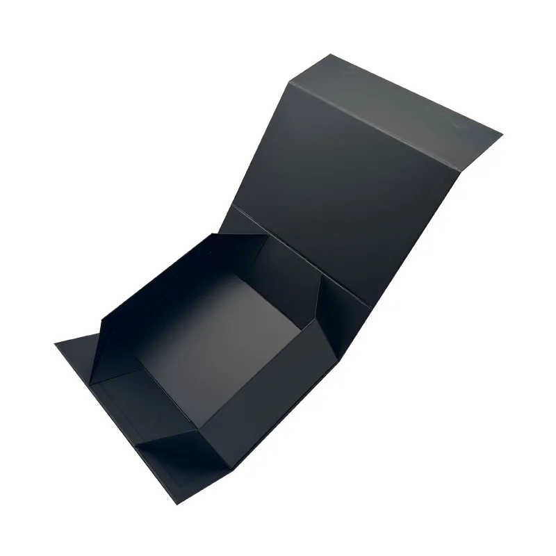 Wholesale Luxury White Magnetic closure Rigid Cardboard Folding Paper Packaging Wedding Gift Box With Ribbon Closure