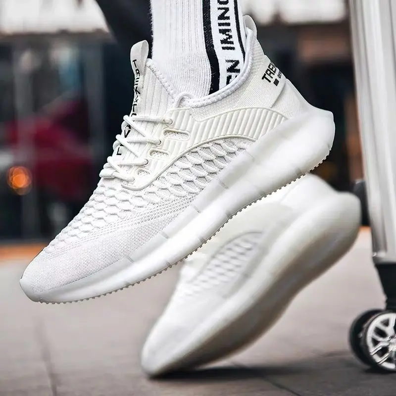 Chinese factory custom logo new fashion men white sport walking eva shoes for running