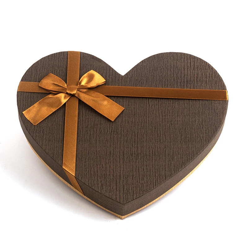 Wholesale Romantic Heart Shaped Paper Cosmetic Candle Decorative Gift Paper Box Wedding Favor Boxes