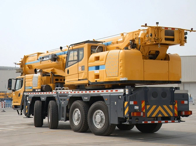 High quality Truck Crane LHD  Type Mobile Crane 110kh  BH-TC004  In Telescopic Boom  with Straight Arm