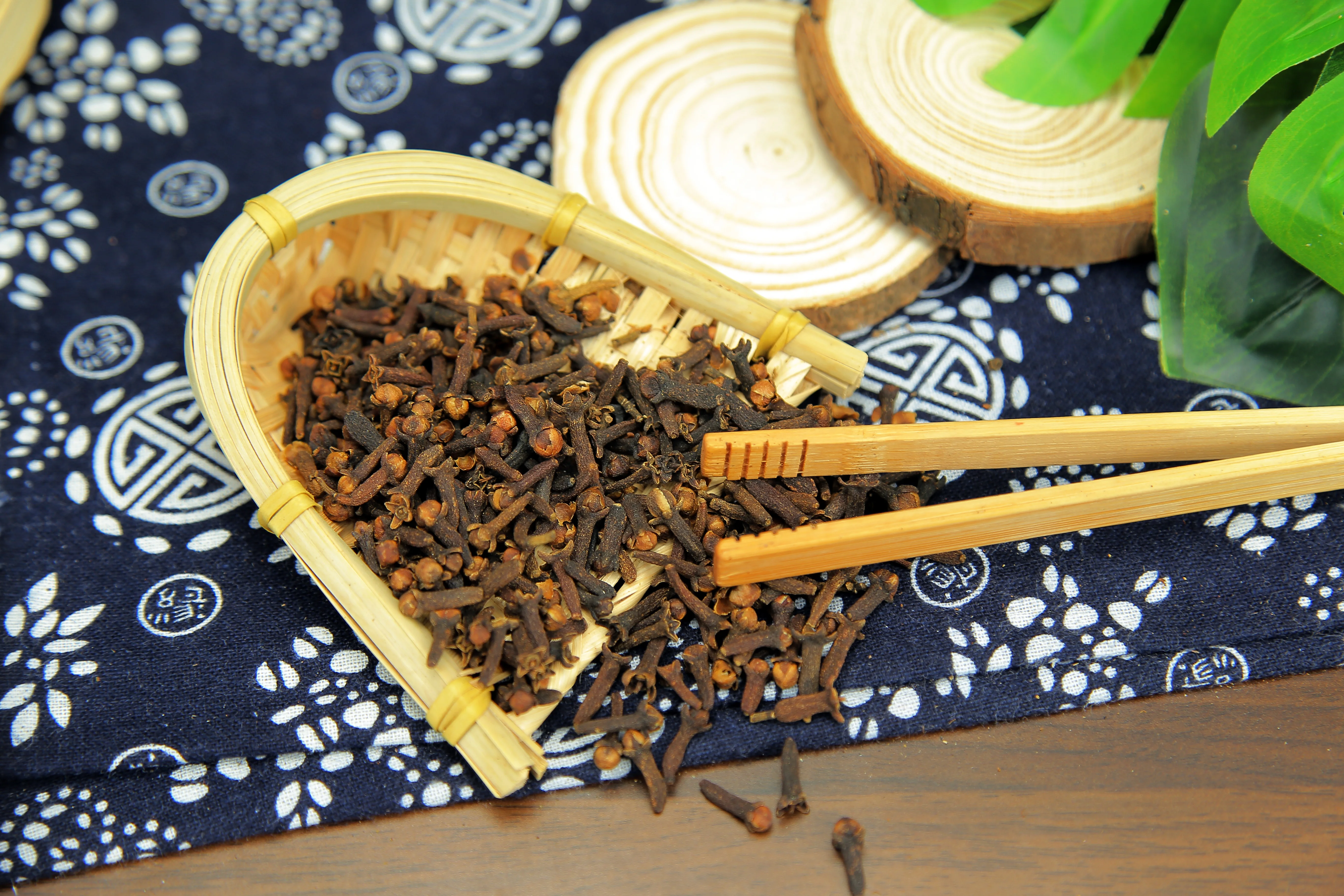 Wholesale Prices Products Fully Organic Whole Clove For Spices And Multi Purpose Usable Clove