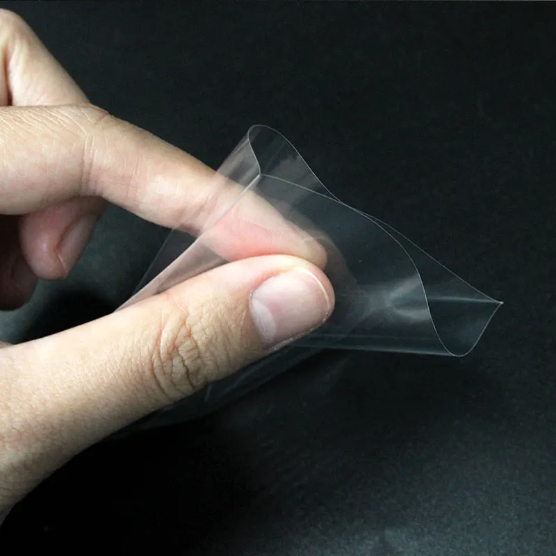 New Style Wholesale PP Hologram Clear Board Game Perfect Fit 67X92MM Penny Soft Clean Card Sleeves