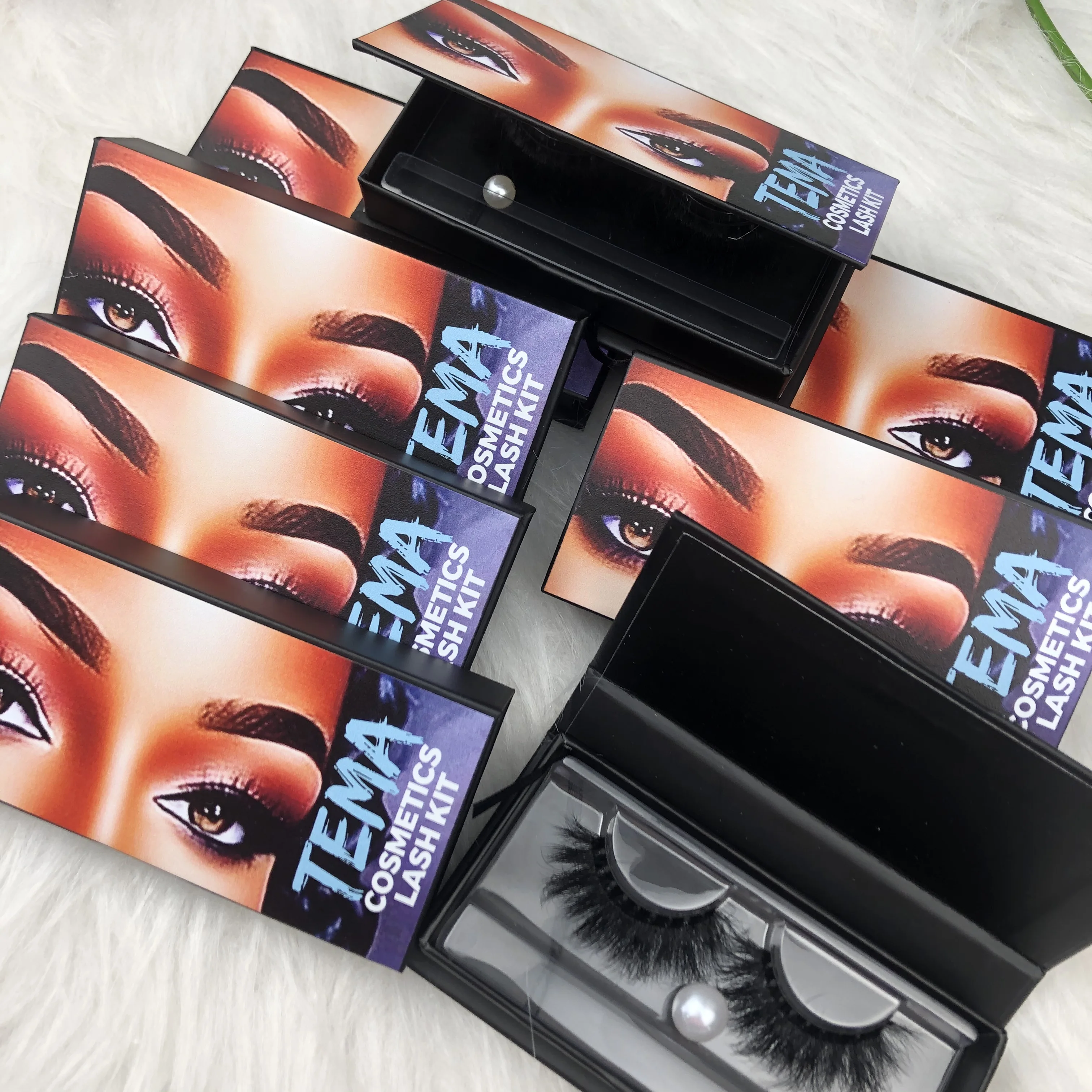Hot Sale Custom magnetic Black Color Lash Boxes Wholesale Handmade 5D Natural Fluffy Strip Lashes Empty Eyelash Package Box