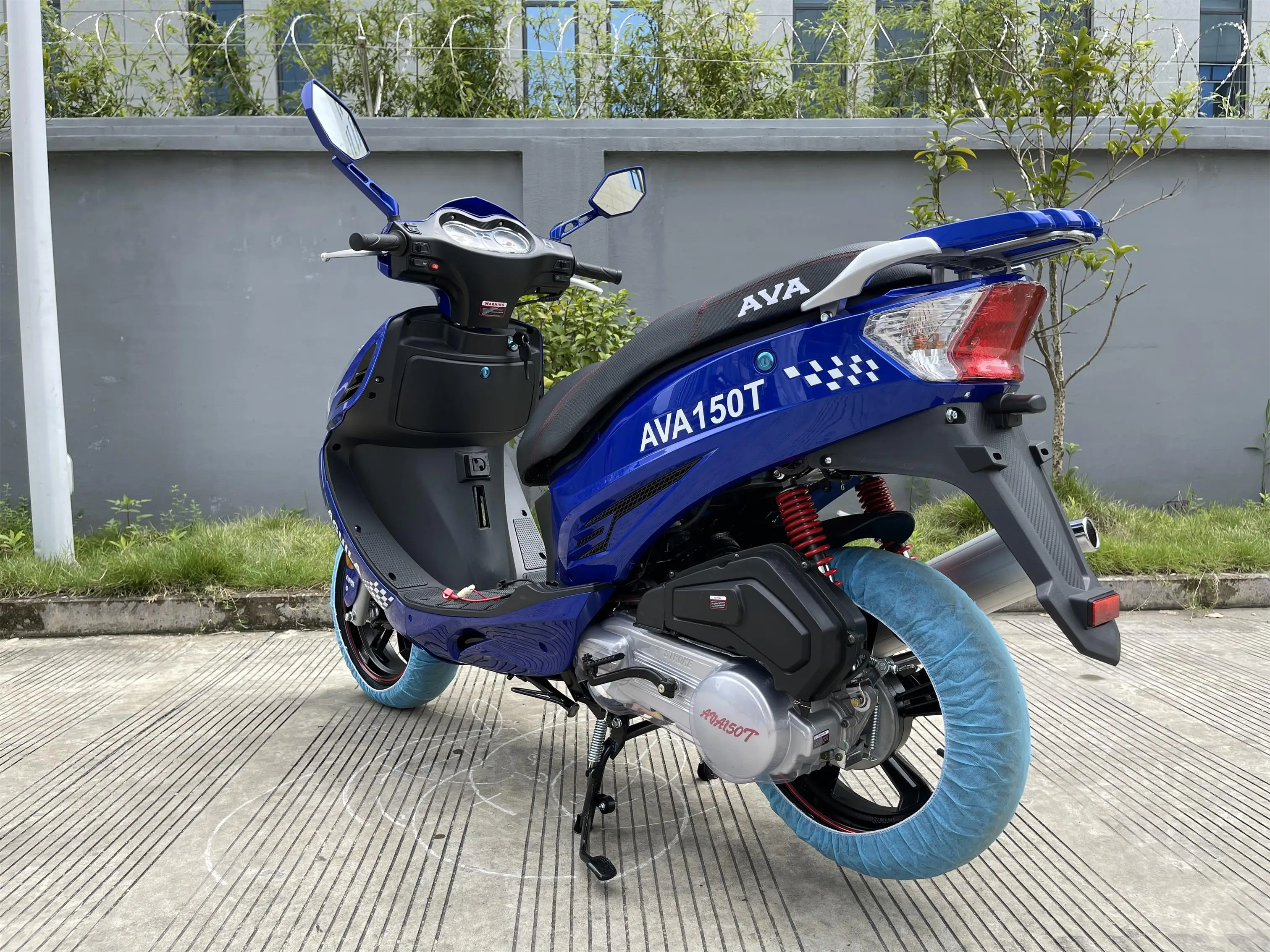 Exclusive Best Selling On Road Adult Clearance Gas Scooter Moped 50cc Scooter Gas 125cc 150cc