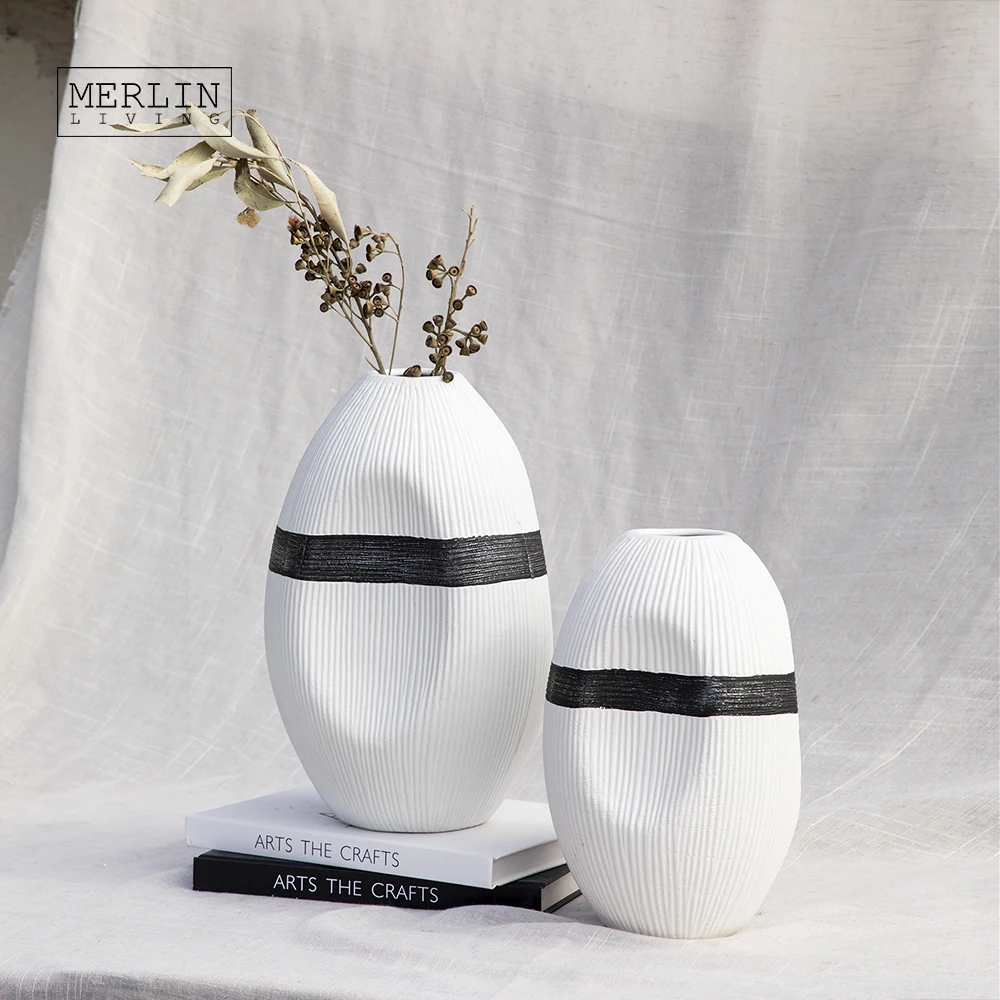 Merlin Living High quality handmade modern ceramic vase home decor hotel nordic texture design White table top Oval flower vases