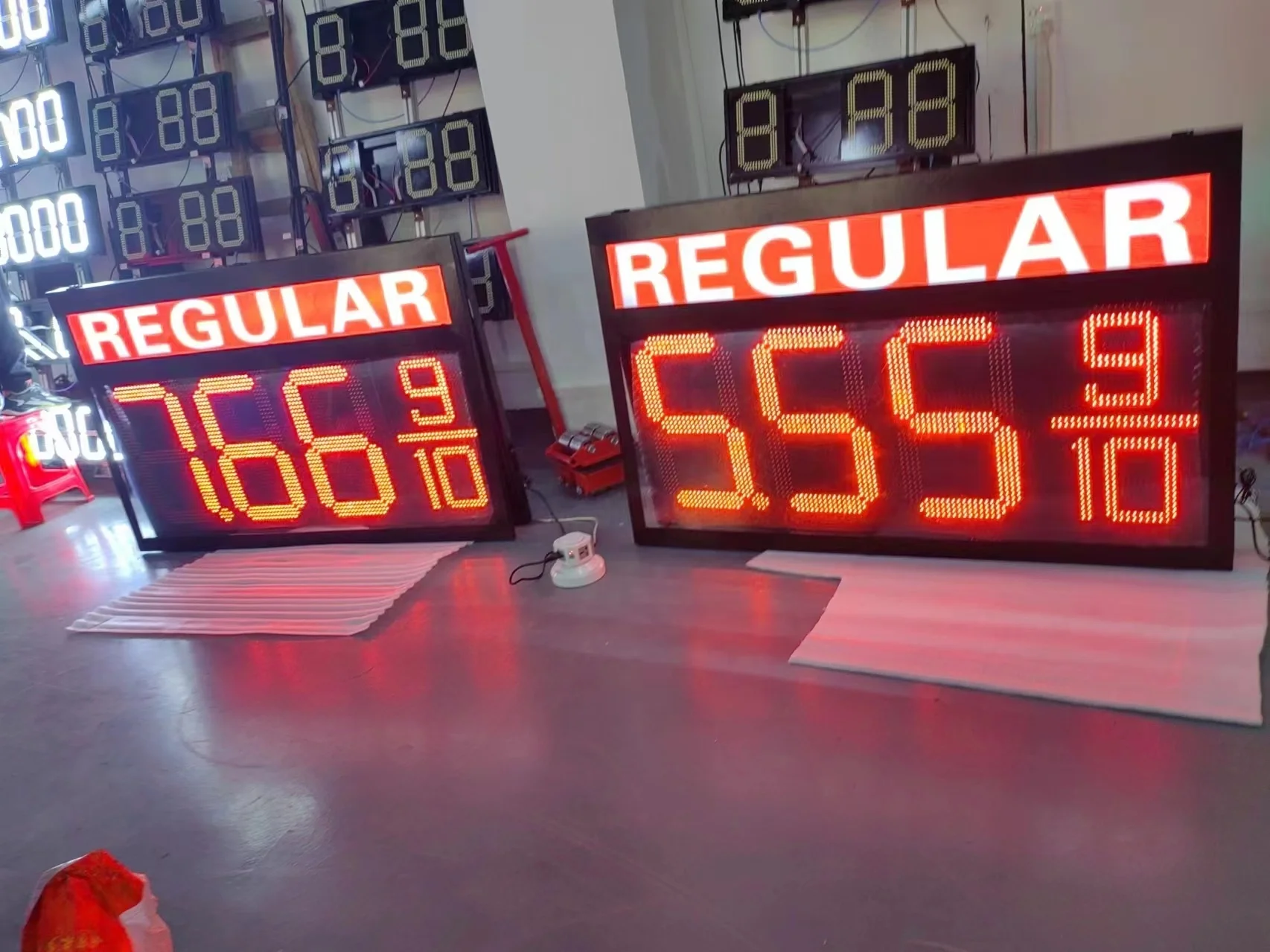 red green digital display 888 9/10 custom production 8-24inch Gas station LED