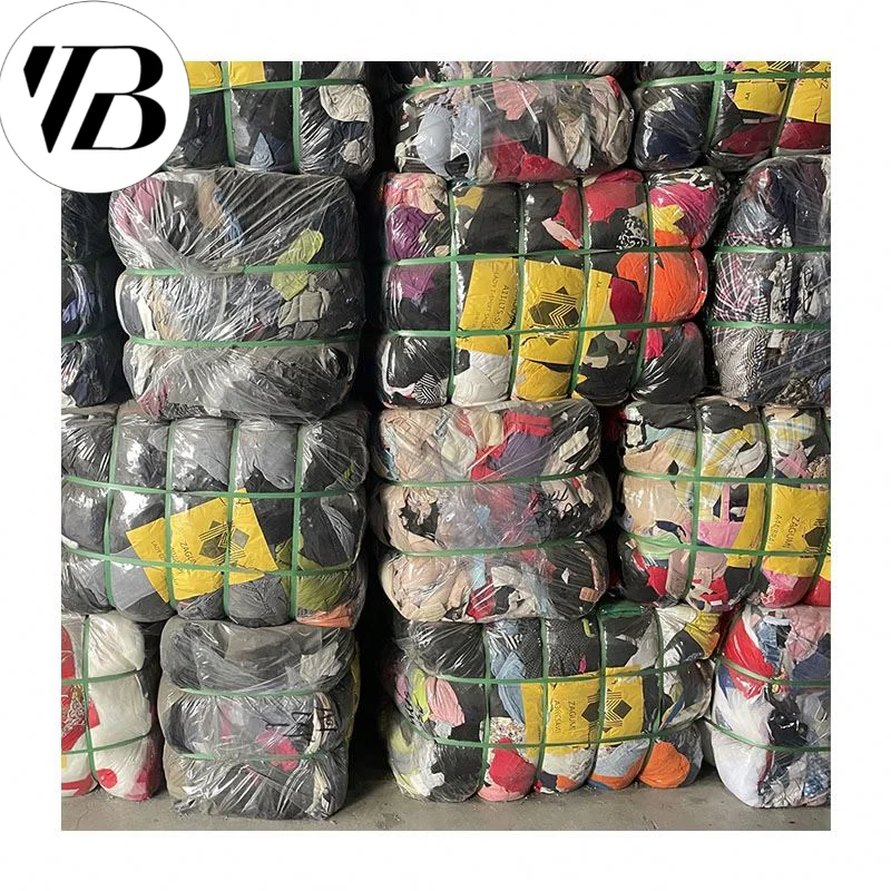 Дешевые б/у детские ботинки в Дубае