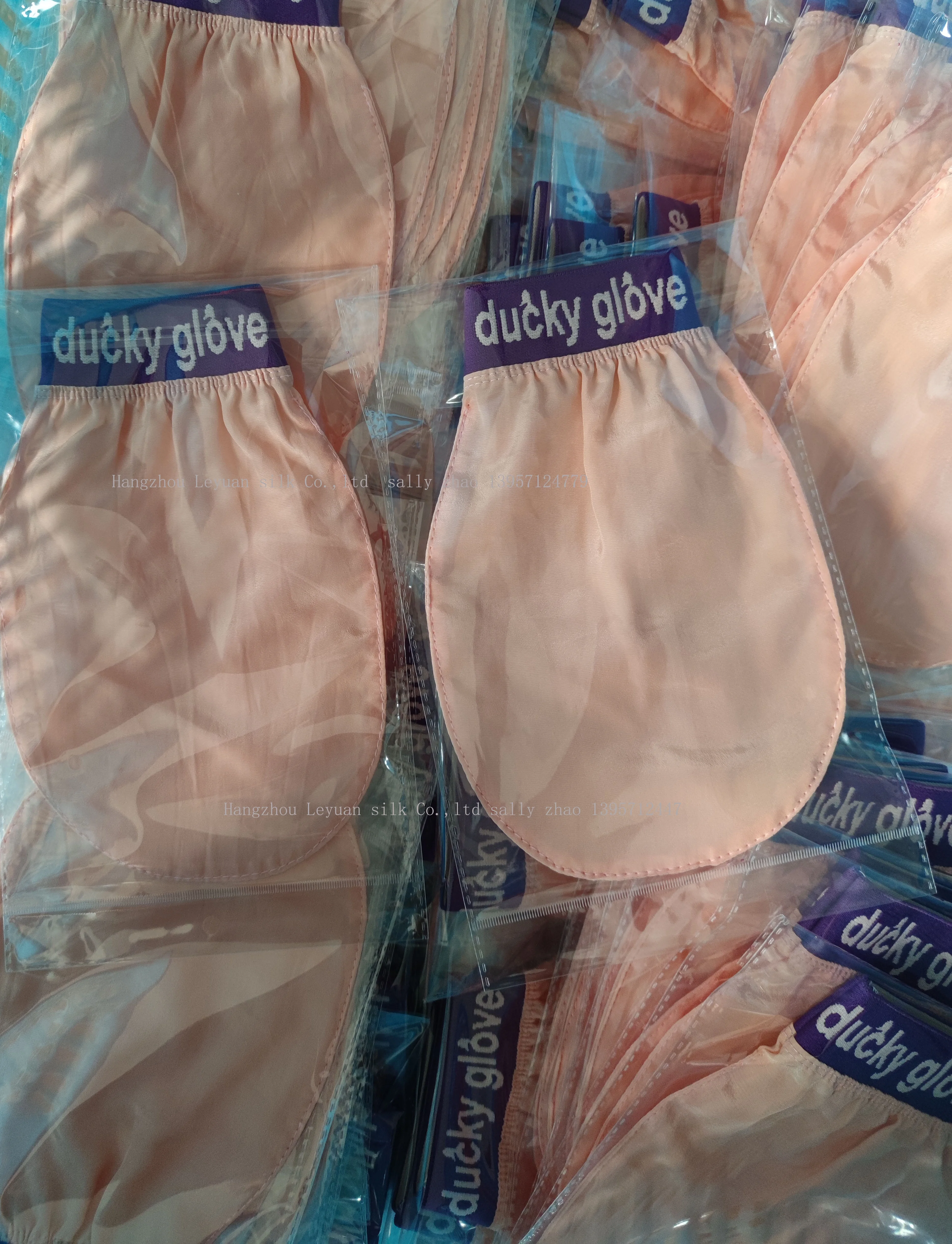 Silk Exfoliating Glove Turkish Bath Gloves Exfoliating Body Scrub Mitt Custom Logo 100% Silk Working Gloves Cleaning Body Azo