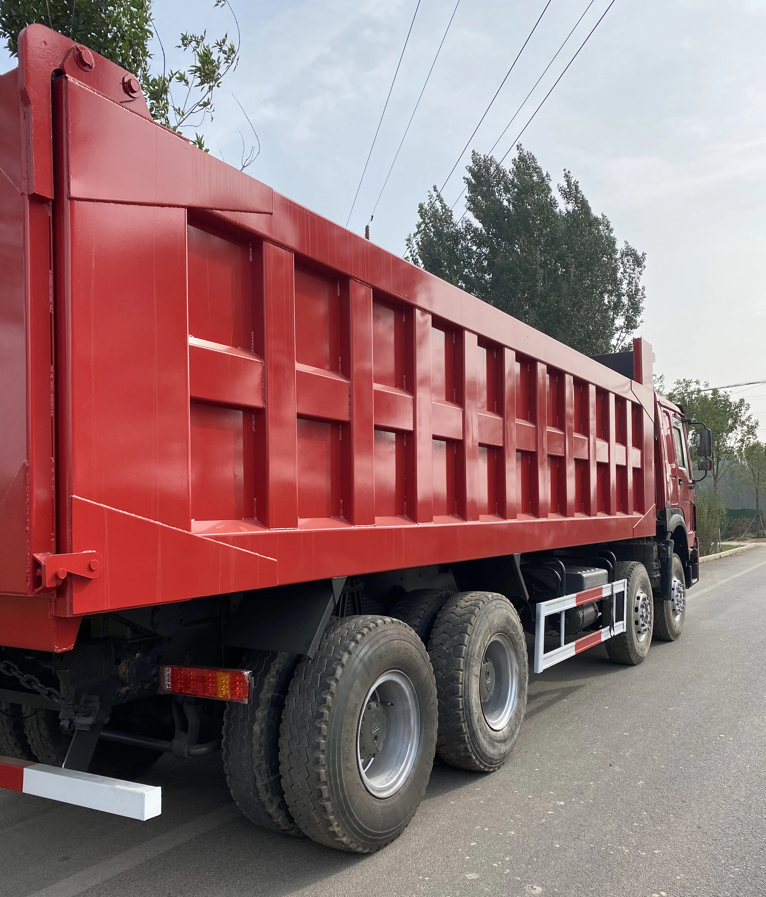 Недорогой Sinotruk Howo 8*4 б/у самосвал 40 60 тонн дизельный двигатель грузовой автомобиль евро 2