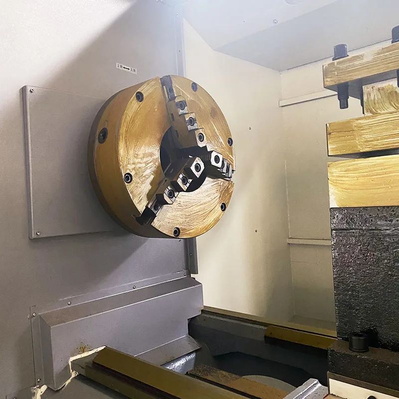 New Horizontal ck61100 Pipe Threading Cnc Lathe Machine With Fanuc Control