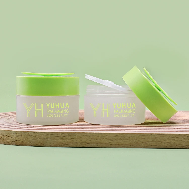 New arrival 100g pp plastic cream containers cleaner scrub jar Salicylic acid cotton chip bath salt jar with magnet spoon