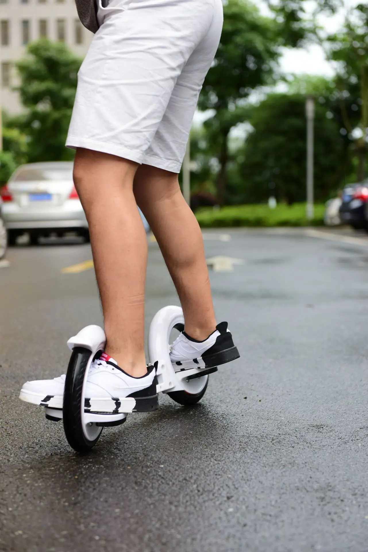 Youth Adult Two-Wheeled Scooter for Extreme Sports Popular Style Hydraulic Disc Brake System 8 Inch Tires 65km Range per Charge