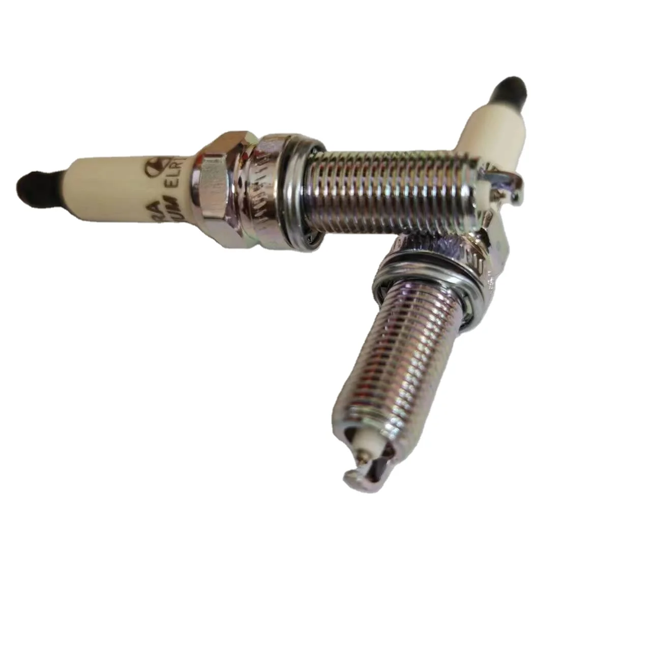 Engine ignition spark plug for Hyundai ix25 Elantra Kia KX3 19-21 1.5L  1887411080  18874-11080  18874 11080