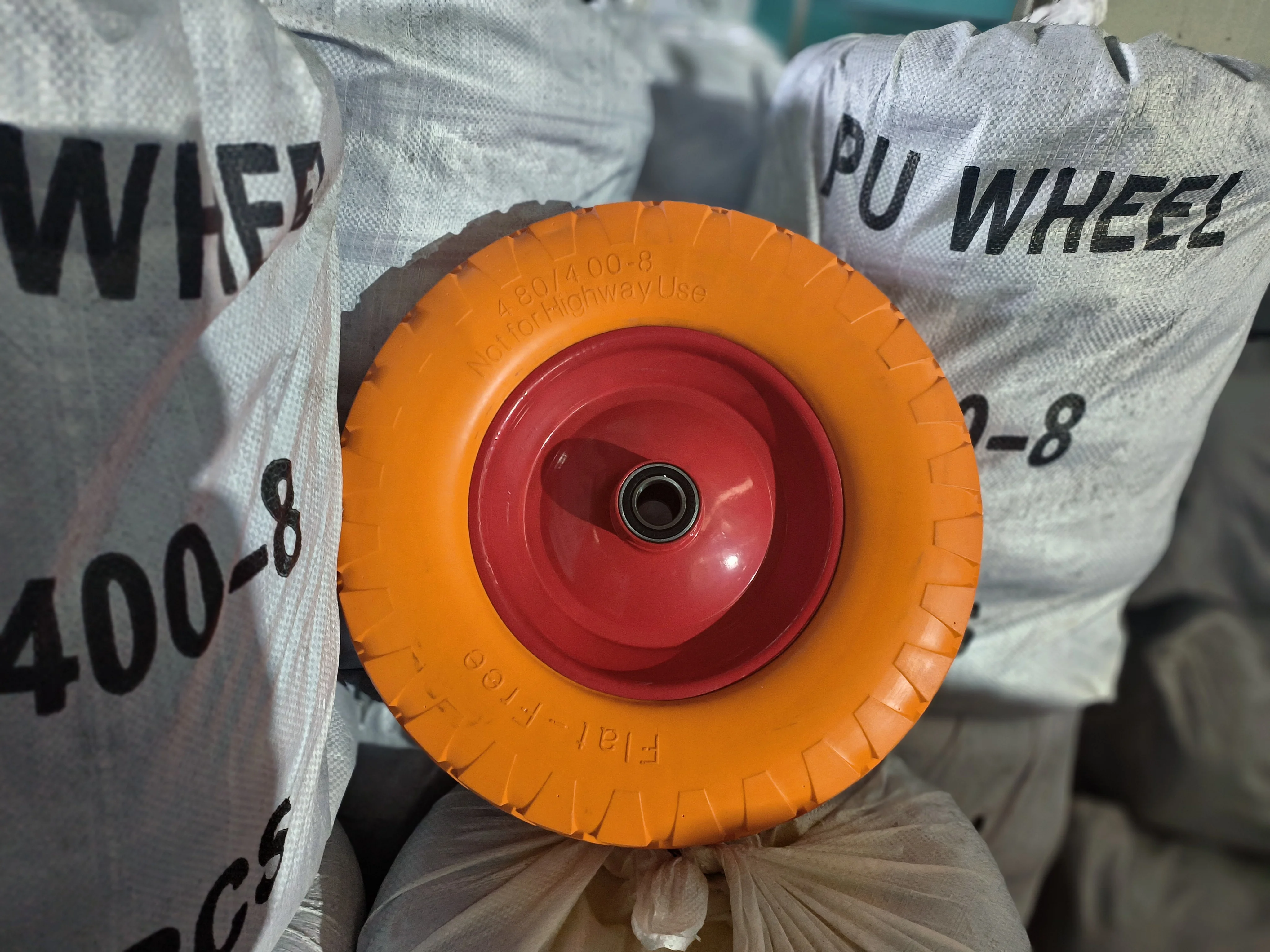 12mm bearing 4.00-8 Polyurethane wheelbarrow color wheel