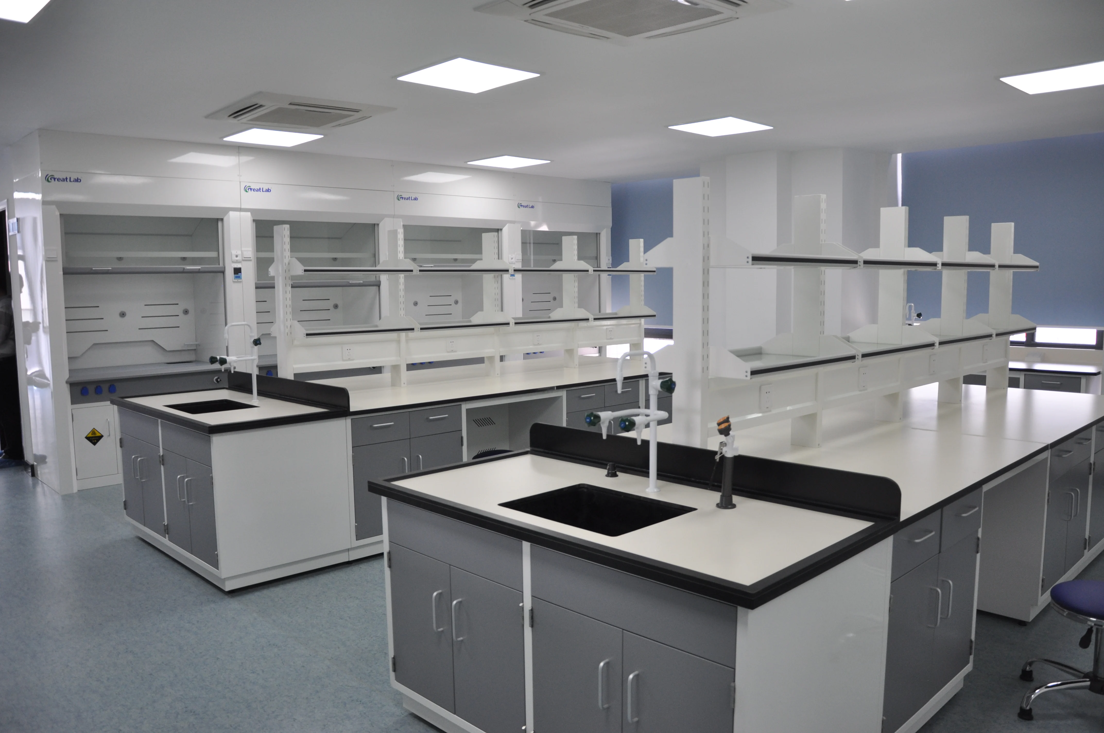 Professional Chemistry Laboratory Equipment Lab Island Workbench Steel Work Table