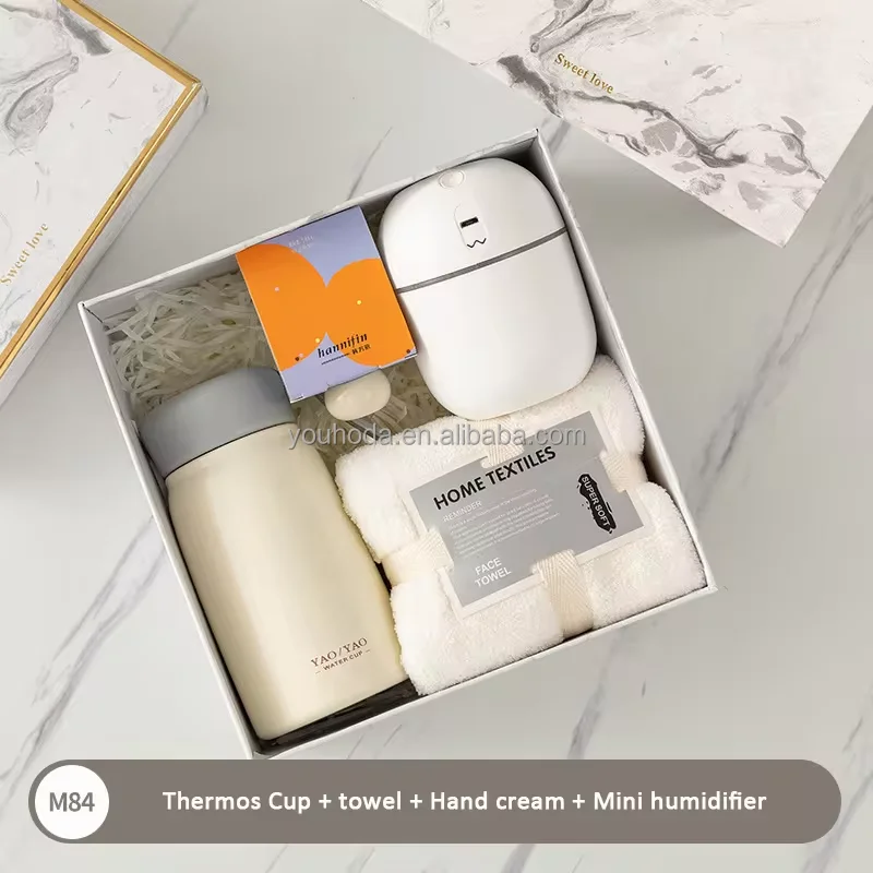 Wholesale Luxury Christmas gift set Wedding Souvenir Bridesmaid Couple Gift Mug Item Box Bag Set For Wedding women