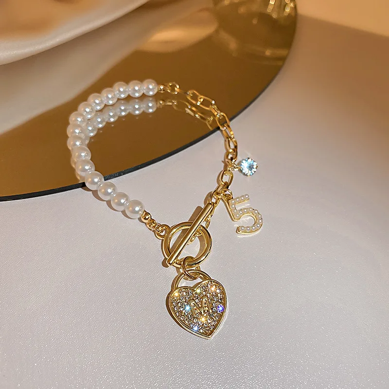Barlaycs String Bracelet Charm Designer Gold Plated Pearl Beaded Link Chain T Buckle Rhinestone Heart Dangle Jewelry for Women
