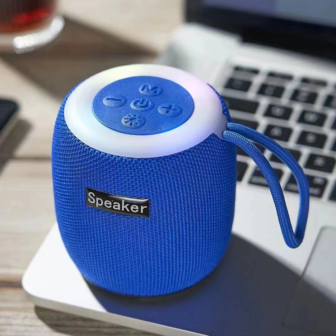 Factory Wholesale Wireless Bluetooth Speaker Home Party Portable Outdoor Mini Sound Speaker with Night Light RGB Flashing