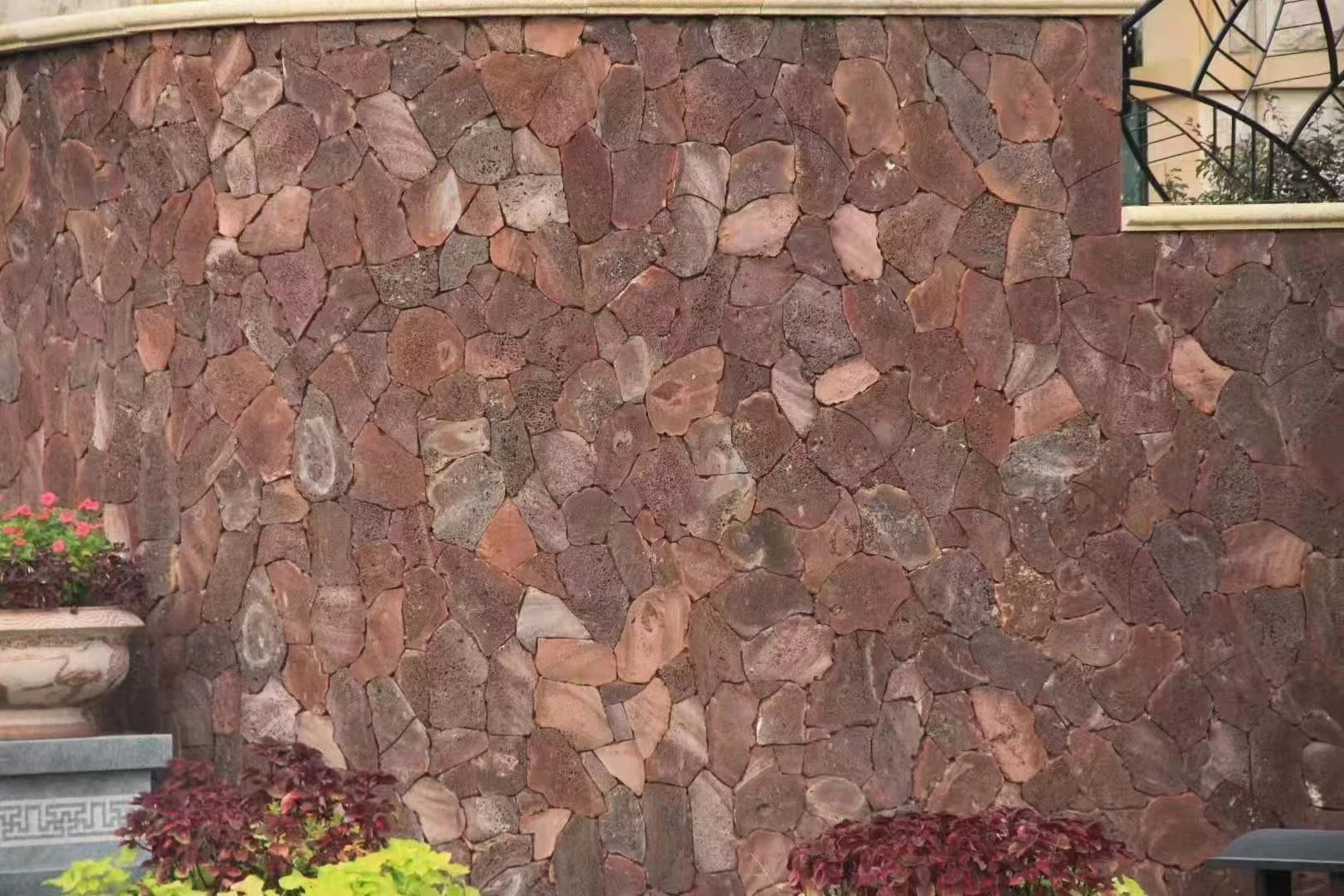 Wholesale Natural Stone Red Volcanic Basalt Lava Stone Rock Wall Cladding Brick Tiles