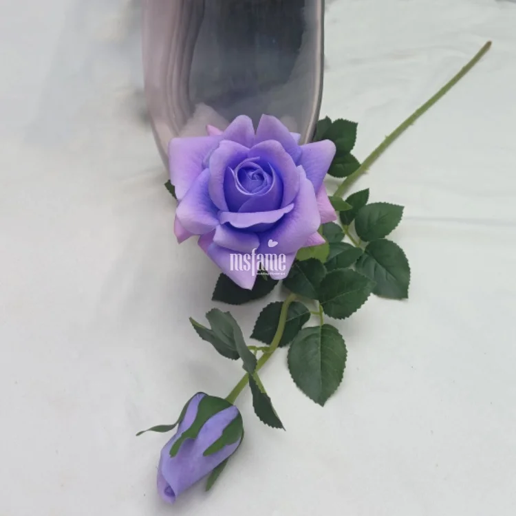 2 Heads Silicon Coated Stems Bas Latex Roses Real Touch Silk Velvet Dutch Rose Red