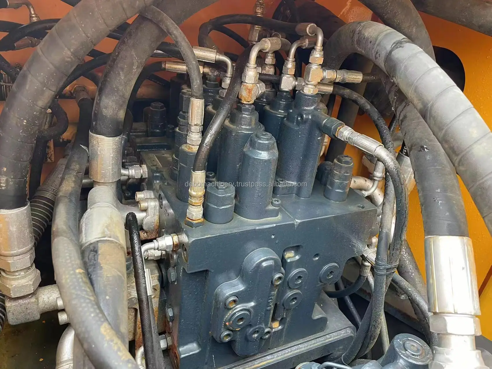 Колесный экскаватор Hyundai 210w-9 отличается высокой прочностью и мощностью подъема 100% готовый Экскаватор Hitachi Doosan Подержанный