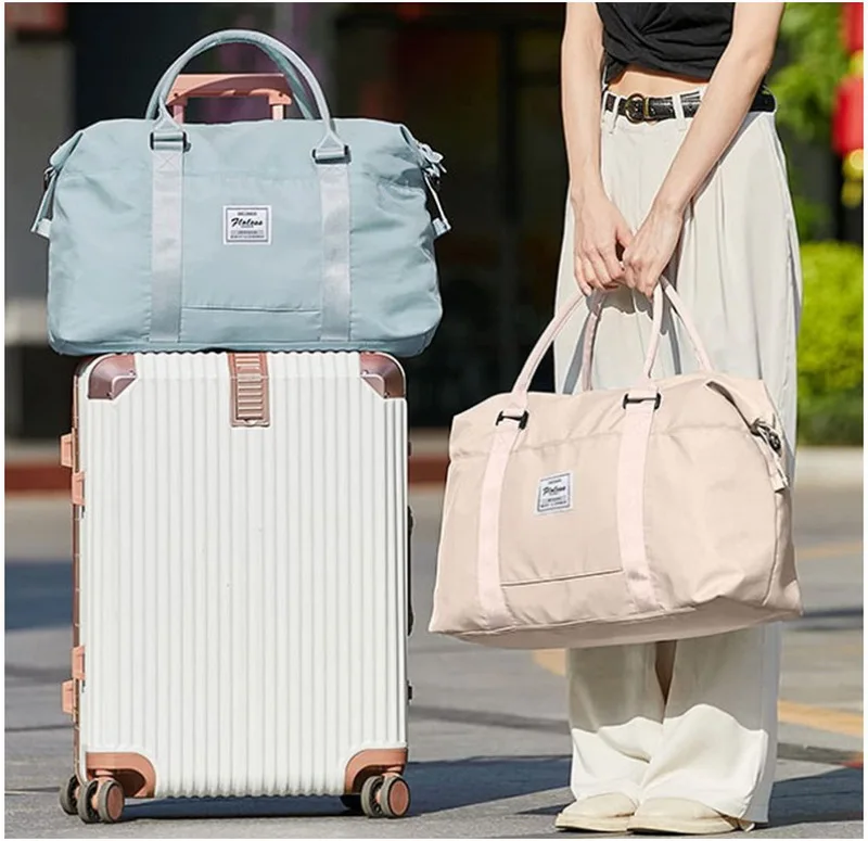 Large capacity women custom weekend duffle gym bags high quality custom new swim dance sports duffel bag