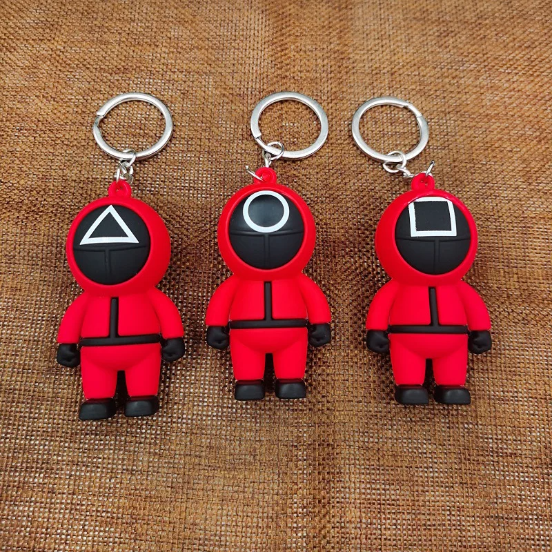 Новое поступление 2021, корейский брелок для ключей из ПВХ в виде игры кальмара, подвесные фигурки, аксессуары, брелок для ключей для сотрудников игры в кальмар