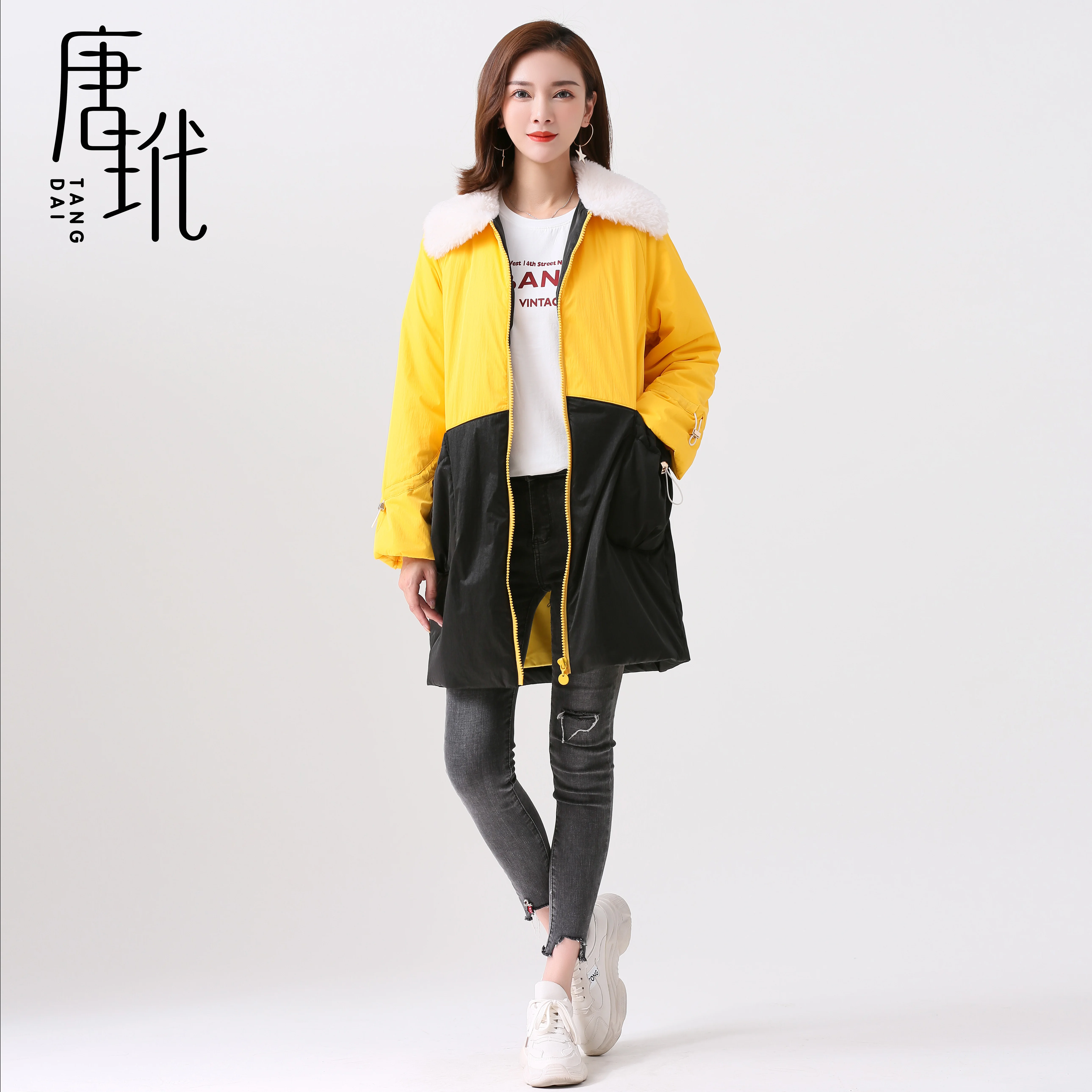 Новинка 2020, зимняя городская Повседневная Женская одежда средней длины с меховым воротником, шелковая одежда