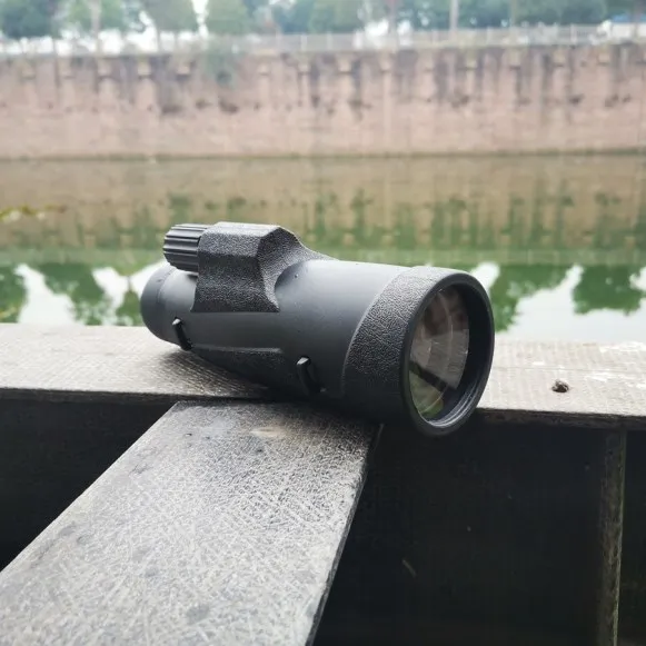 Nitrogen Filled 12X50 Zoom Zoom Handheld Monocular Bak4 Prism Zoom Telescope with Red Illumination for Phone Camera Waterproof