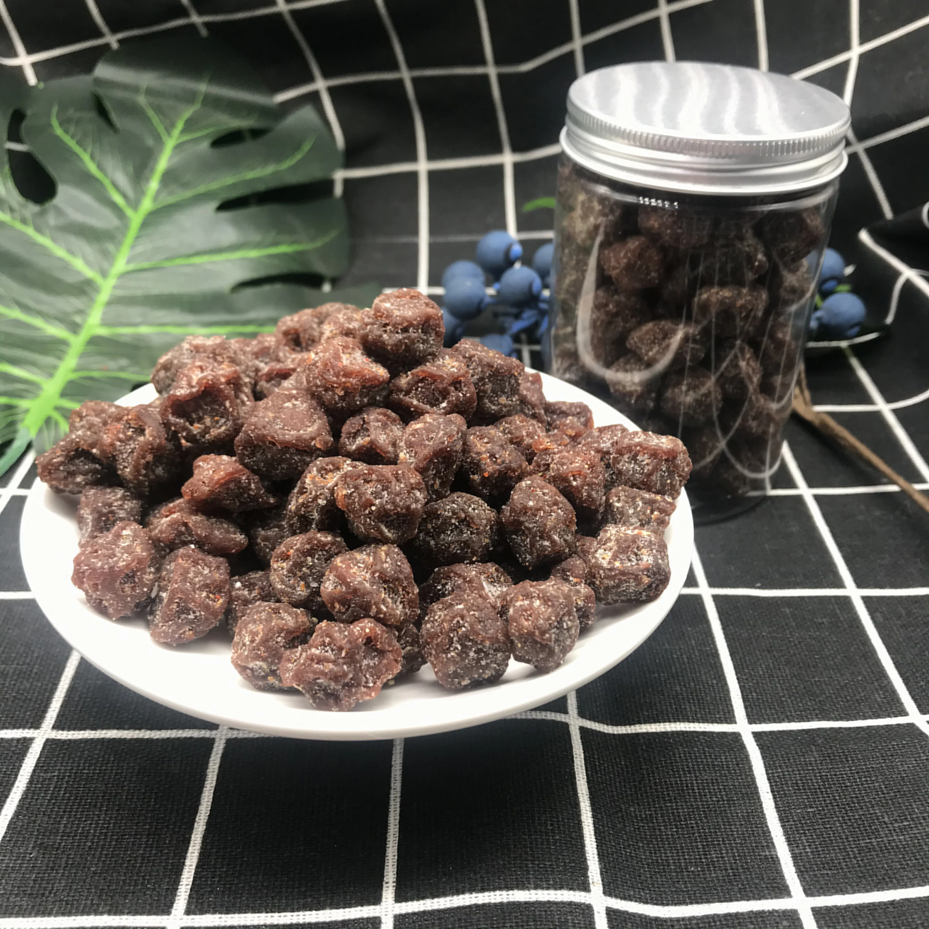 Wholesale Retail Yangmei Candied Sour And Spicy Semi-soft Canned Dried Plum