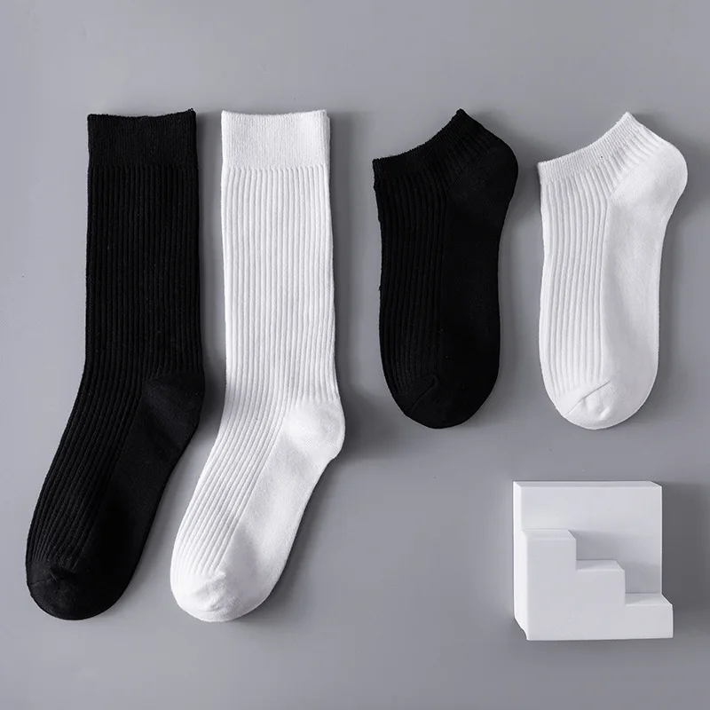 Custom Logo Men Running Basketball Golf Sneaker Long Crew Sports Socks With Brand Embroidered