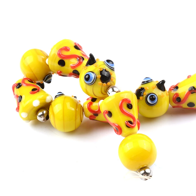 10 Pcs/strand 16mm Creative Carved Yellow Animal Lampwork Glazed Glass Beads Loose Beads for Jewelry Making Necklace Diy