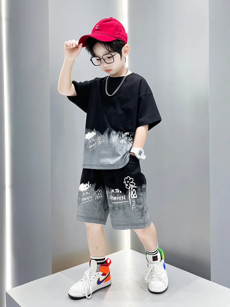 Hot Sale Factory Price Summer Boys Cartoon Pattern Clothes Set New Models Fashion T-shirt And Denim Shorts 2 Pcs