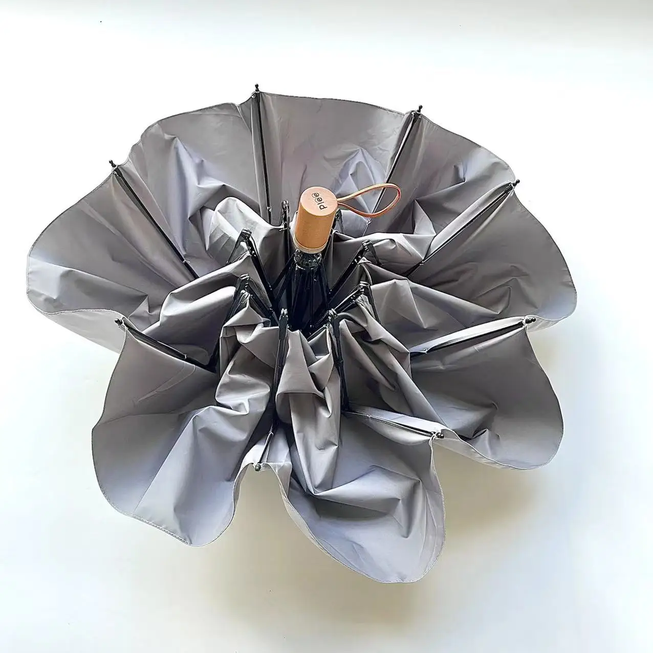 Nano Water Repellent Umbrella 3 Fold Manual Open Windproof Umbrella Carbon Compact Umbrella