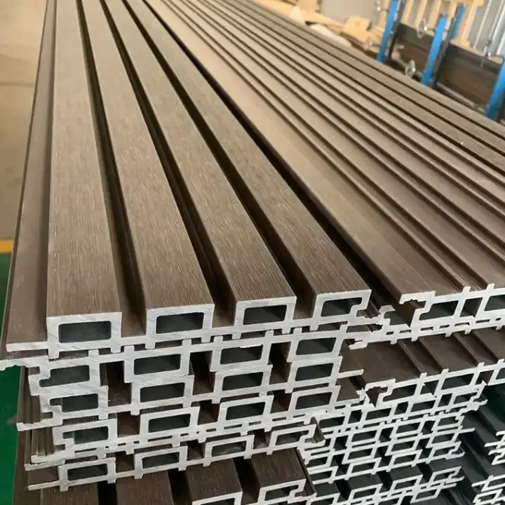 Good quality WPC co-extrusion decking profile making machine manufacturer equipment