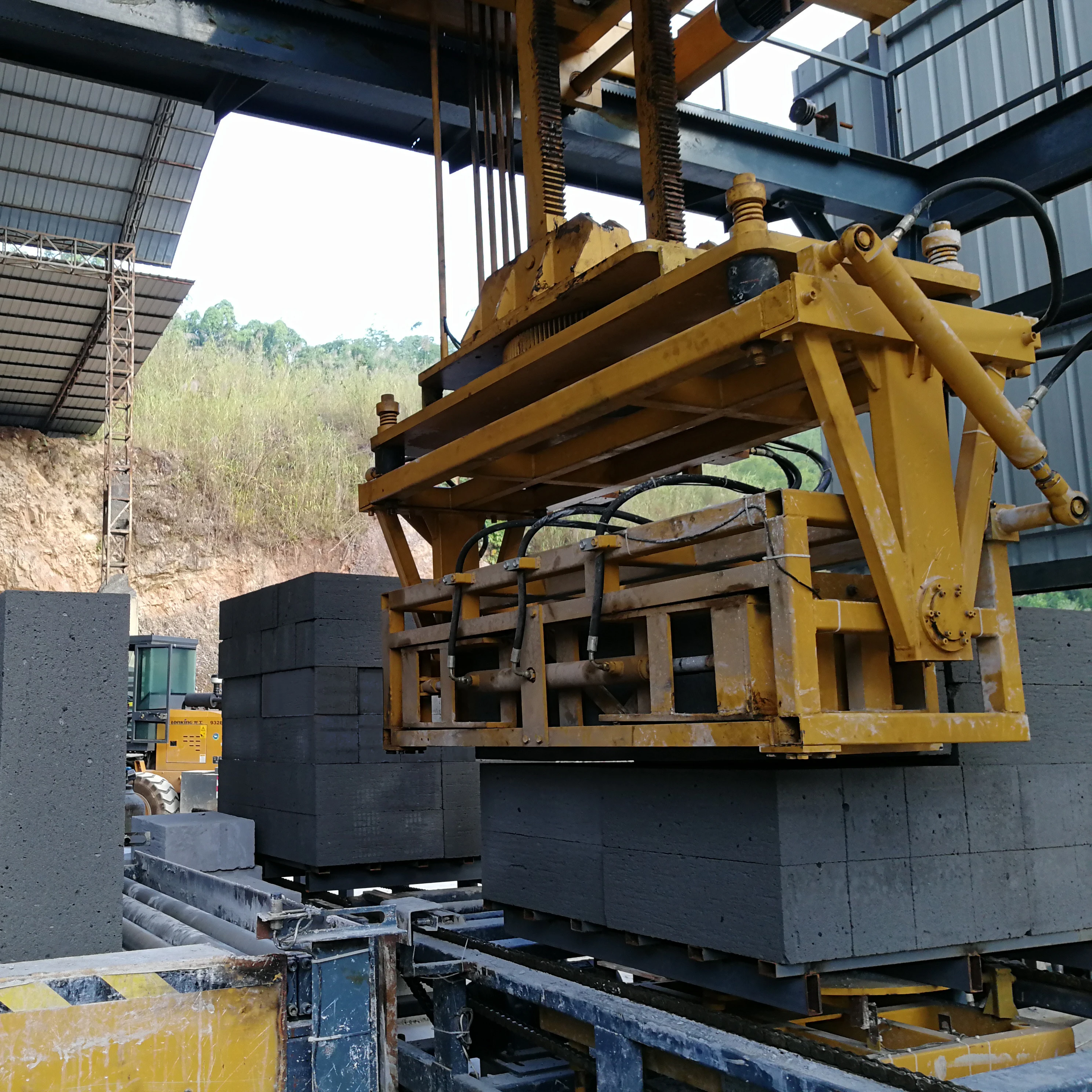 Сотовая машина для производства легкого бетонного пенопласта CLC