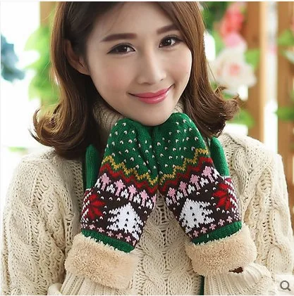 Cmax Promotional Gift Customized Logo Acrylic Knitted Mittens With Polar Fleece