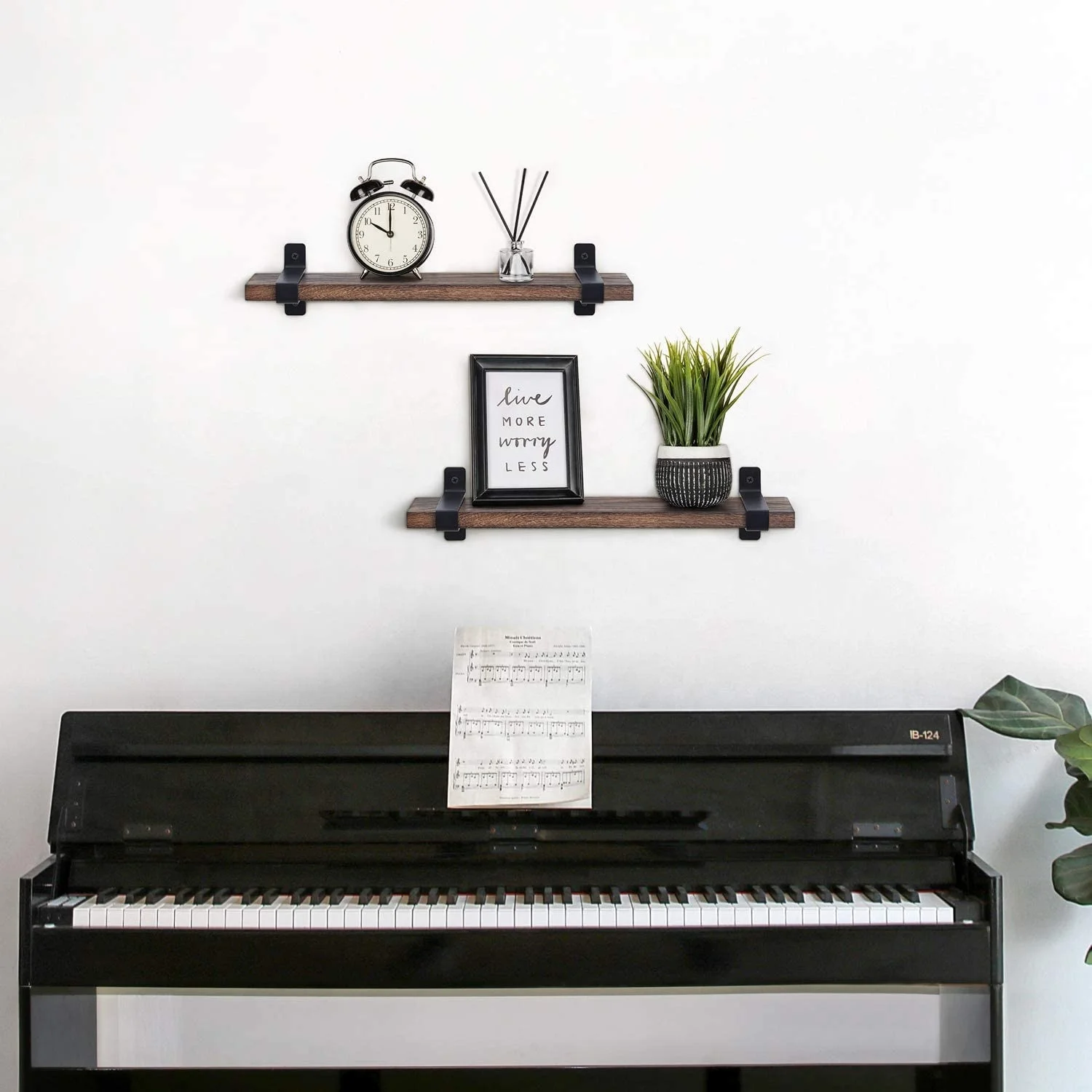 Set of 2 Wood Floating Shelves Wall Mounted Modern Farmhouse Shelf Decorative Storage Shelving with U Brackets