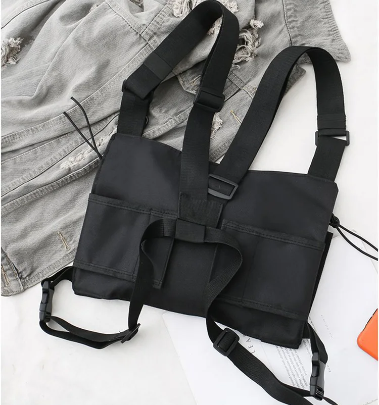 Custom Anti-Theft Hip Pop Vest Rig Bag Fashionable Portable Nylon Tactical Chest Rig for Outdoor Activities Water Resistant
