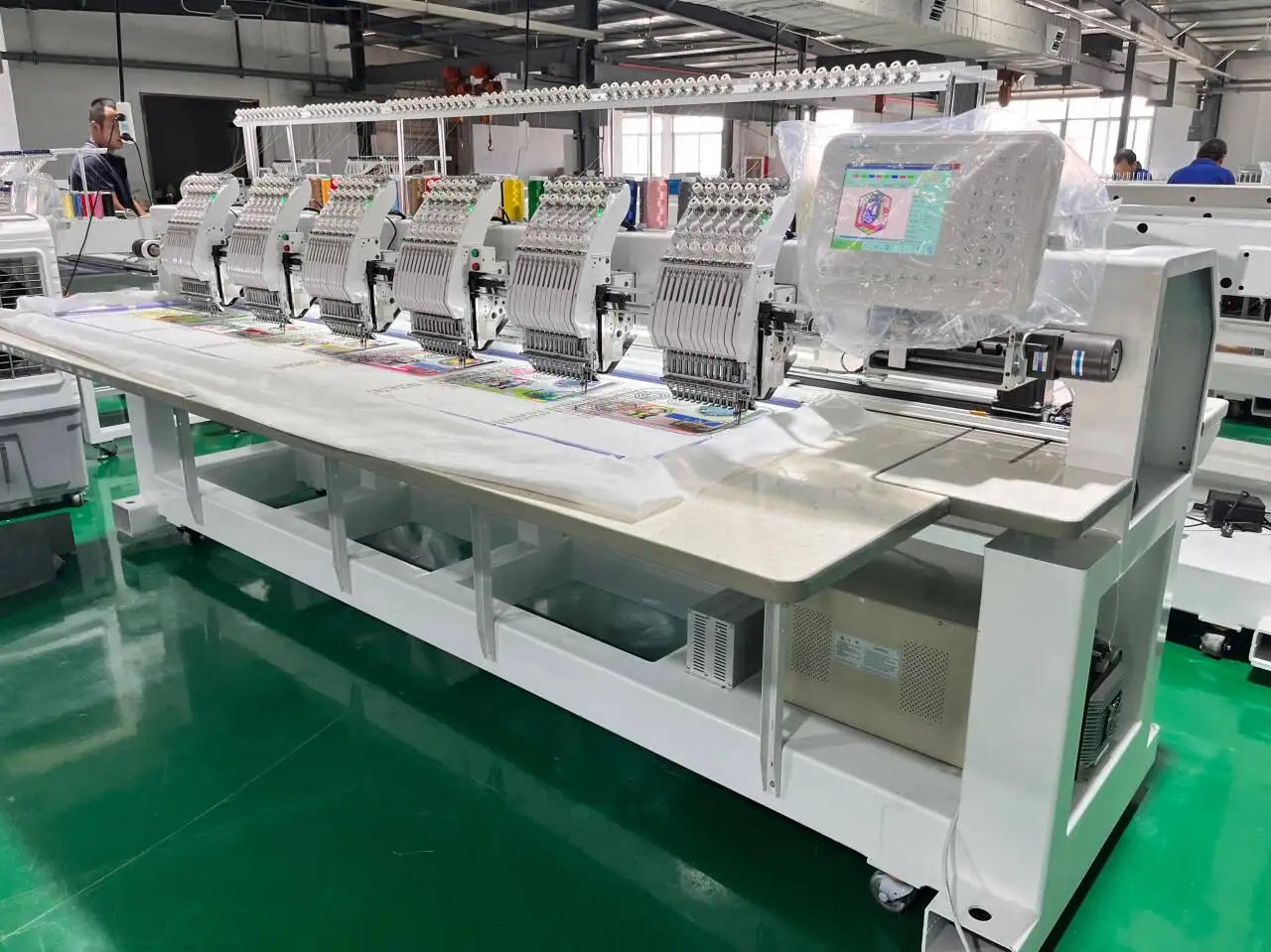 5 years warranty Free instruction 6 Heads 9/12/15 needles automatic Computer control Multi functional Embroidery Machine