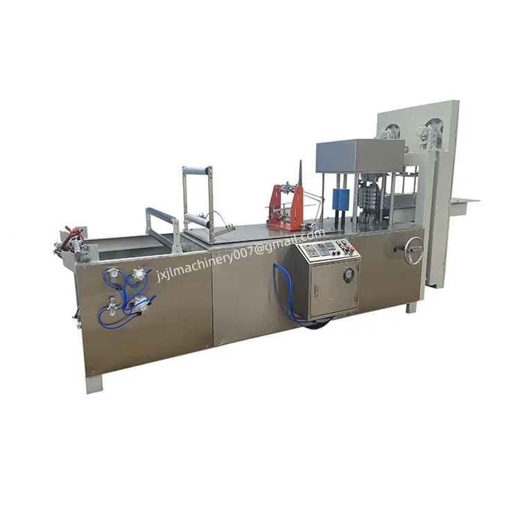 Automatic Non-woven Fabric Needle Punched Cleaning Mop Folding Cutting Machine