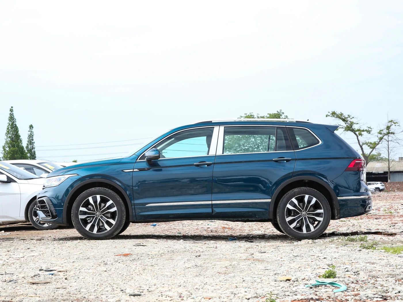 2023 IN STOCK GASOLINE CAR VOLKSWAGEN BRAND TIGUAN L 4WD 7-SEAT 380T R-LINE FLAGSHIP EDITION FOR SALE