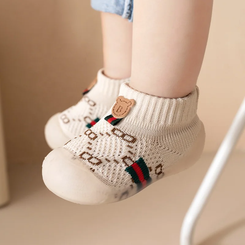 Factory Fashion Rubber Soles Kids Shoes Socks Cotton Warm Non-slip Floor Woven Baby Boy Shoes