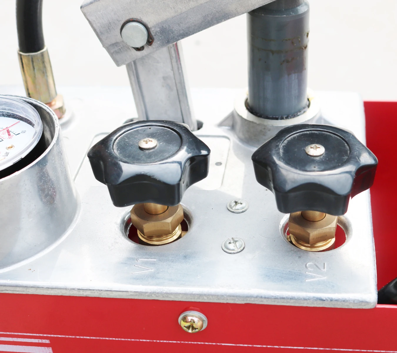 Ручной пластиковый насос для испытания давления в водопроводной трубе