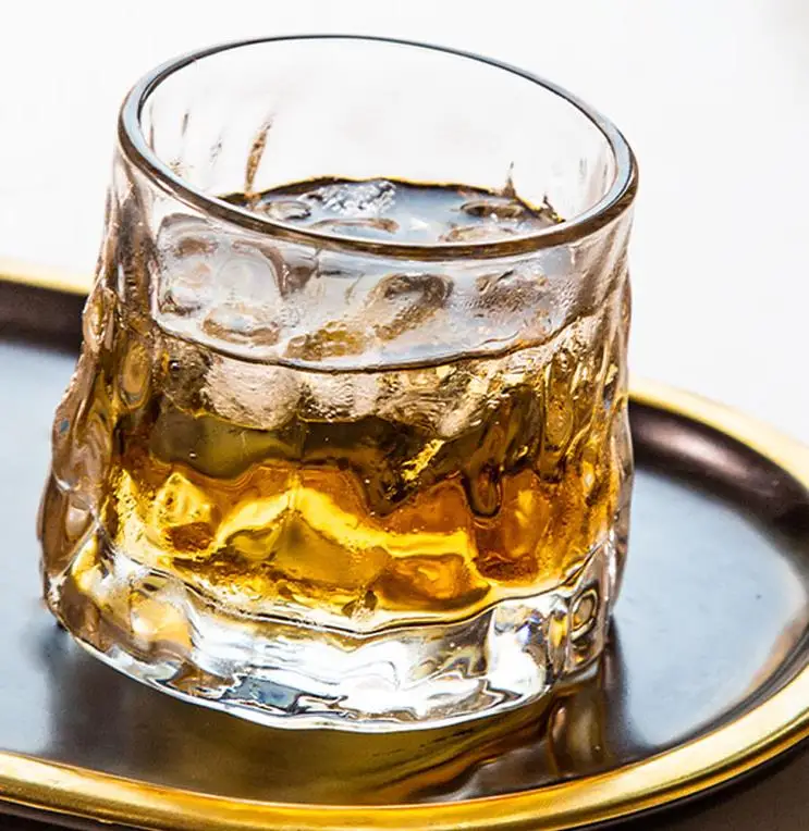 YONGLI Factory Handmade 10oz Drinking Glasses Beer Mug Beer Glass wine whiskey milk tea juice heavy base glass