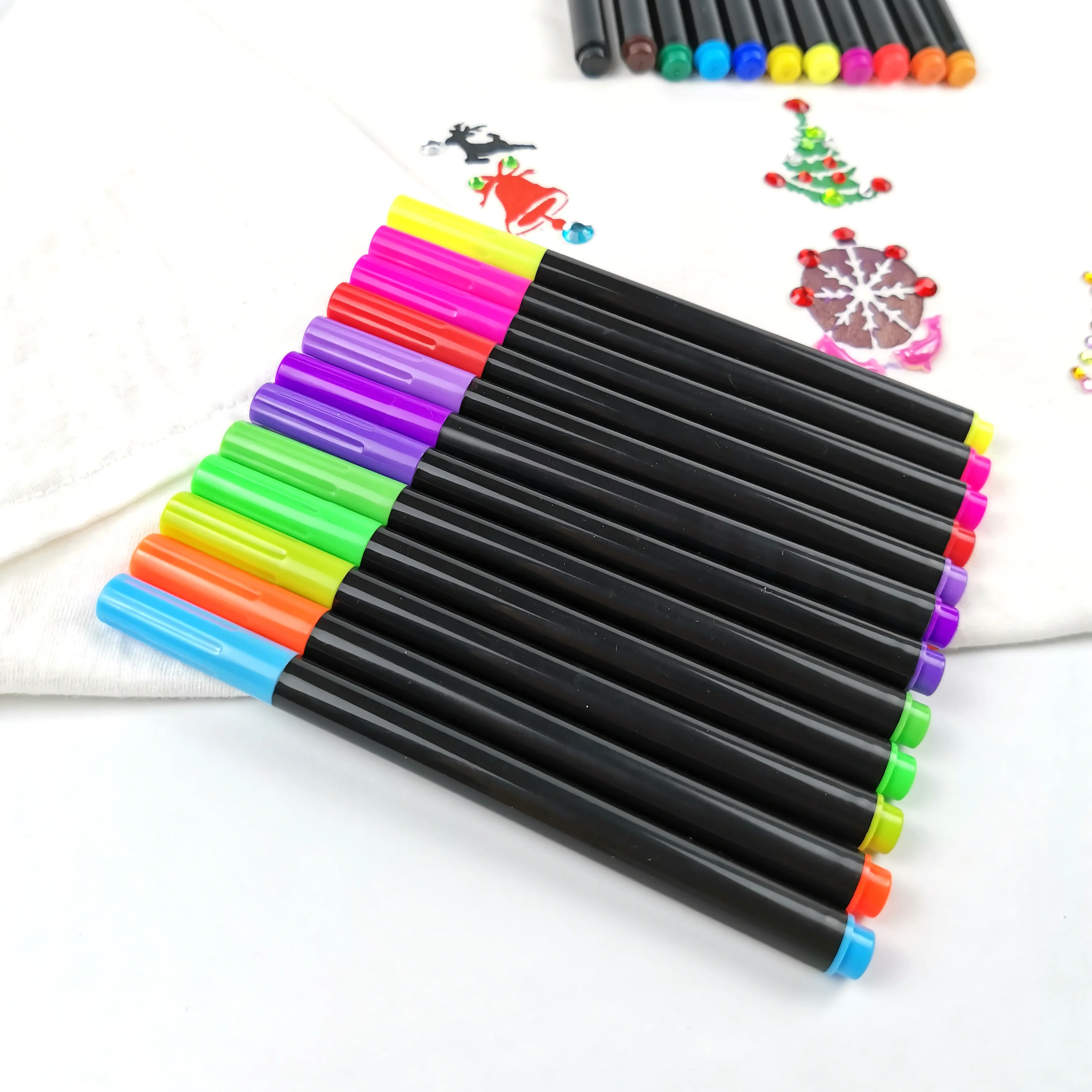 Dual Tips Double Colors Markers Chisel and Bullet Tips Fabric Marker Waterproof and Permanent Textile Markers