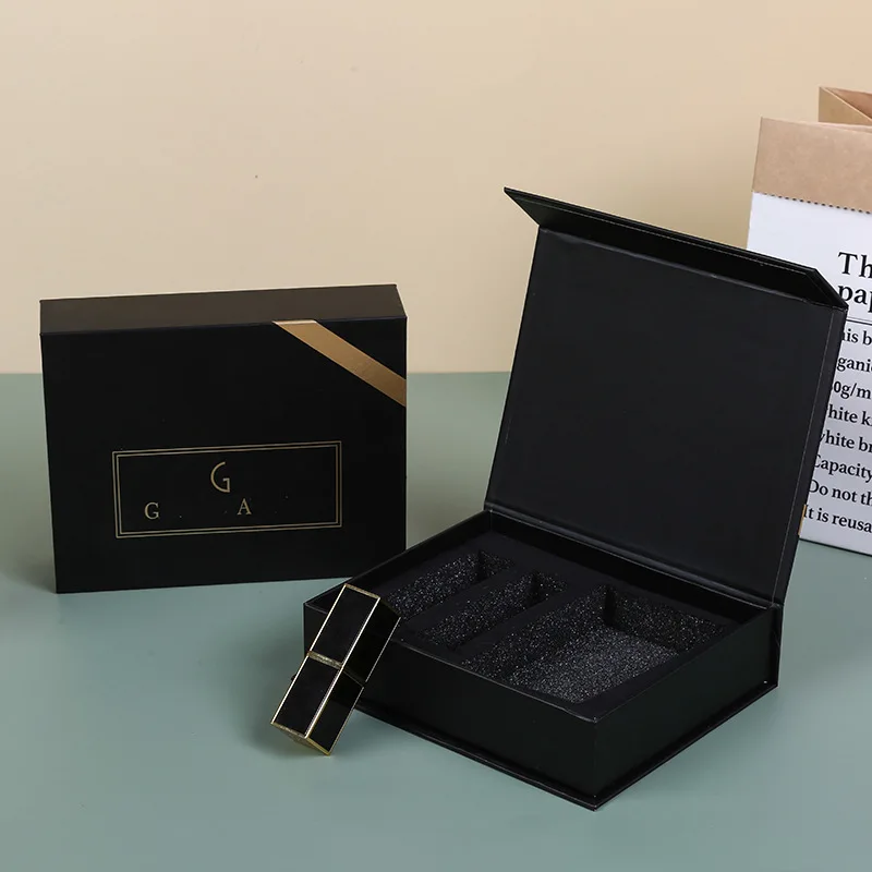 Магнитный флакон для духов 2