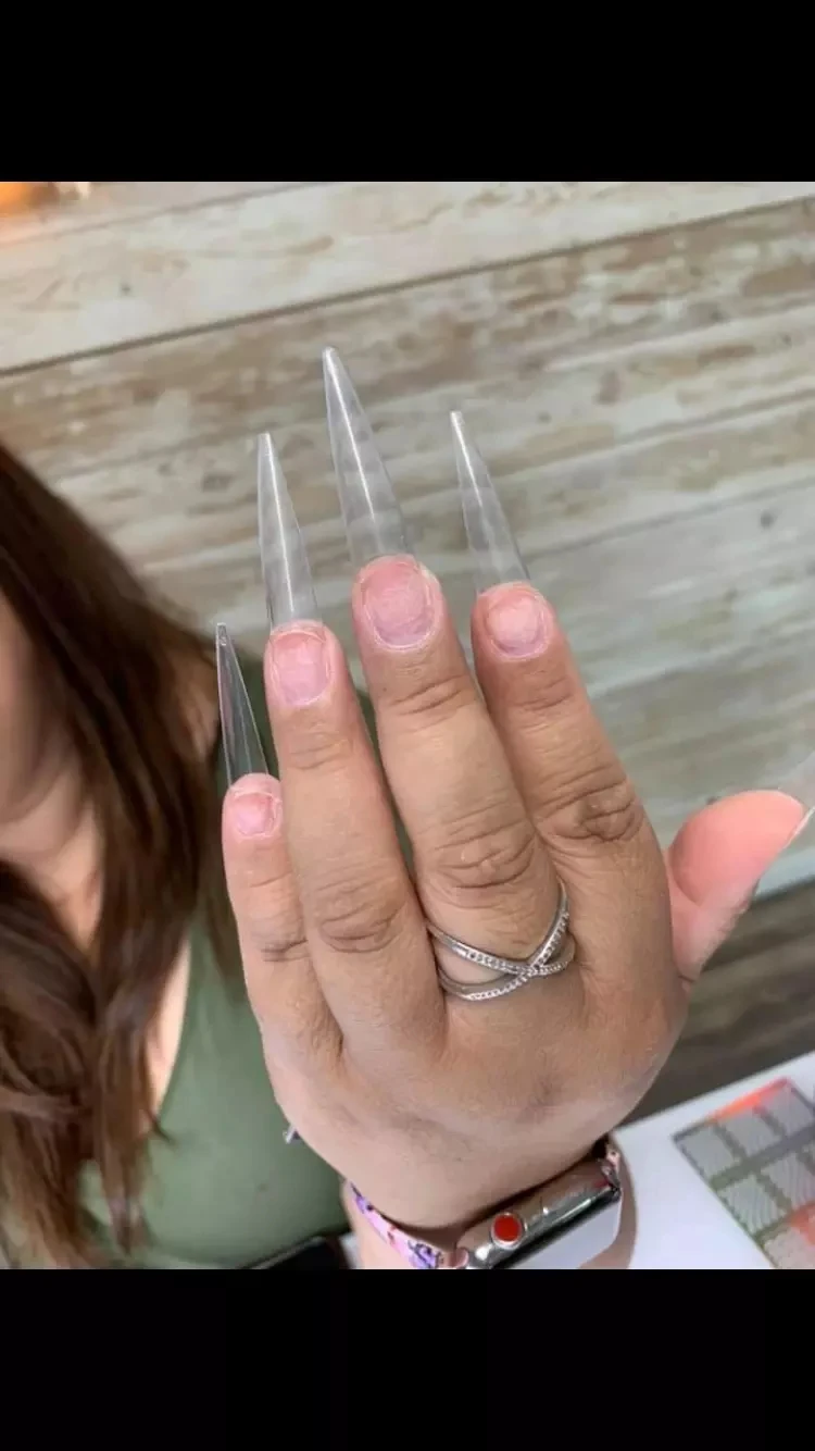 600pcs per bag  Nail Art Straight Tips Triangle Stiletto Nail Tips